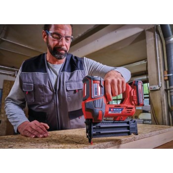 PREGADORA EINHELL FIXXETO PROFISSIONAL A BATERIA (NÃO INCLUÍDA)
